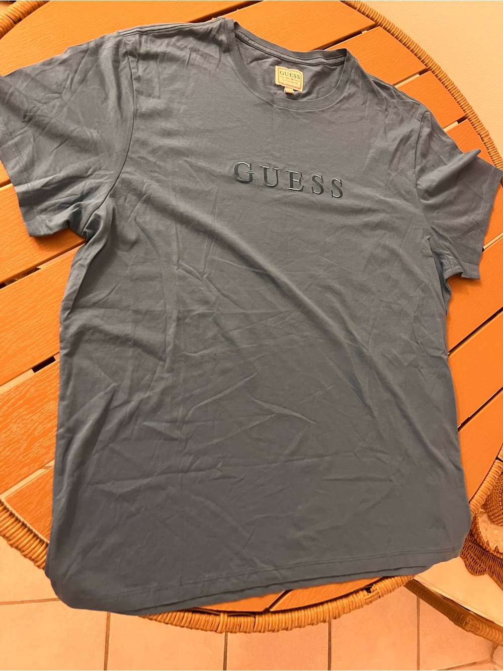 GUESS Men's Short Sleeve Crew Tee in Blue